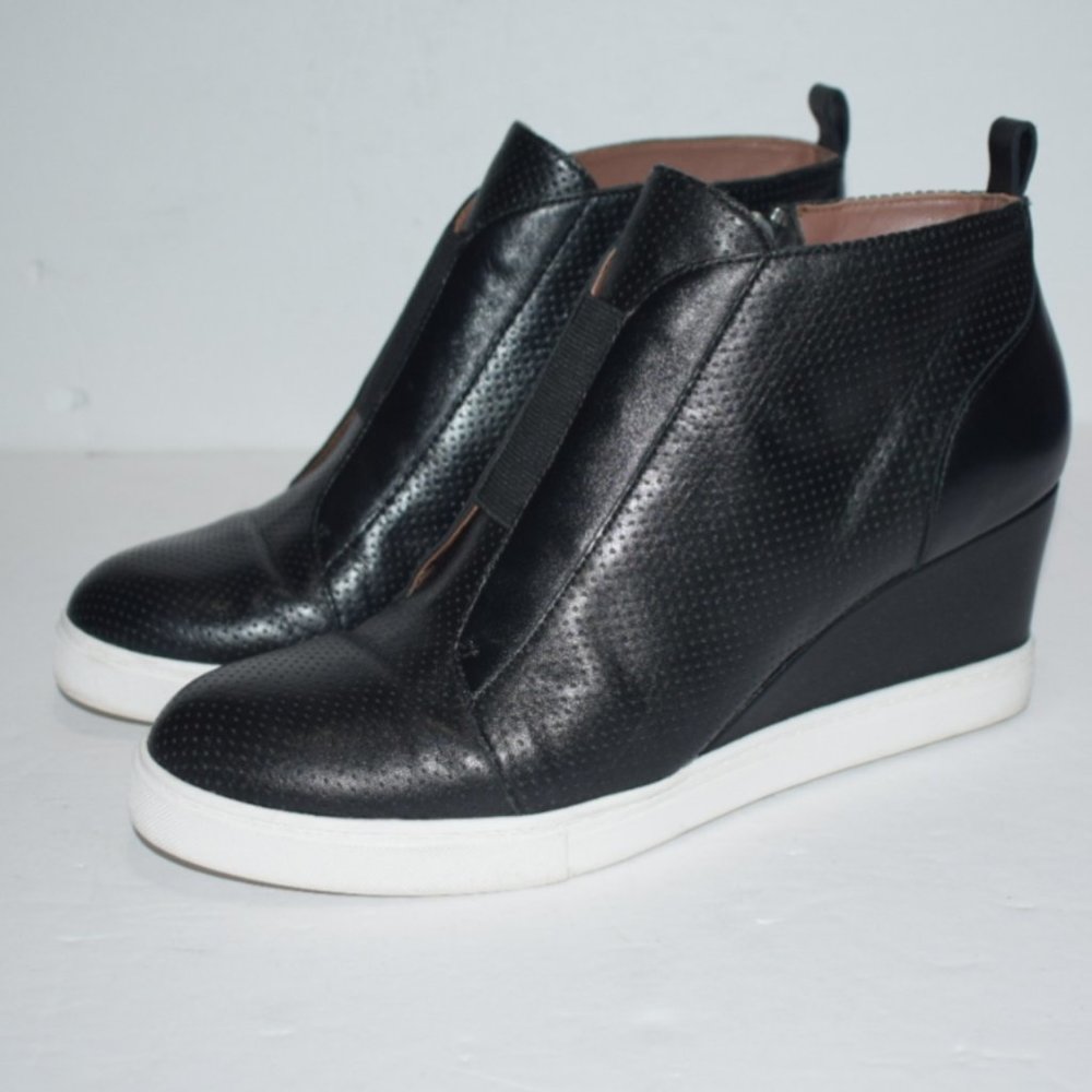 Linea Paolo Anna Wedge Sneaker Size 8.5M